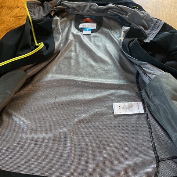 Columbia Sportswear jacket size XL - Picture 5 of 7